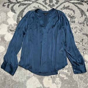 Banana Republic Hidden Button Down Silky Long Sleeve Blouse